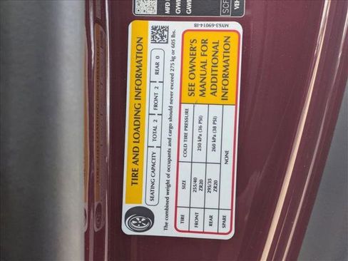 Used 2021 Aston Martin V8 Vantage Roadster image 22