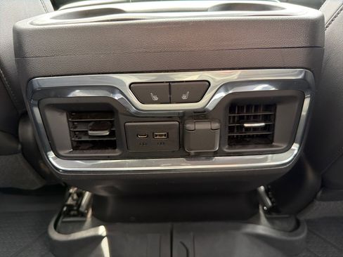 Used 2021 Chevrolet Silverado 1500 High Country w/ Technology Package image 22