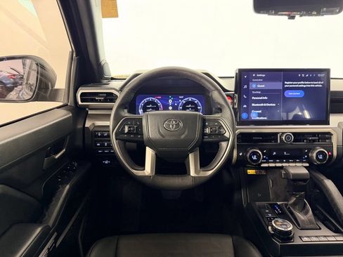 Used 2024 Toyota Tacoma TRD Off-Road w/ TRD Off Road Premium Package AWD/4WD image 17