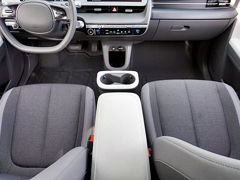 Certified 2024 Hyundai Ioniq 5 SEL RWD image 21