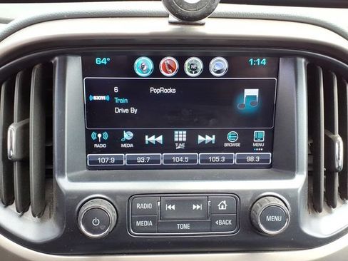 Used 2017 Chevrolet Colorado Z71 AWD/4WD image 8