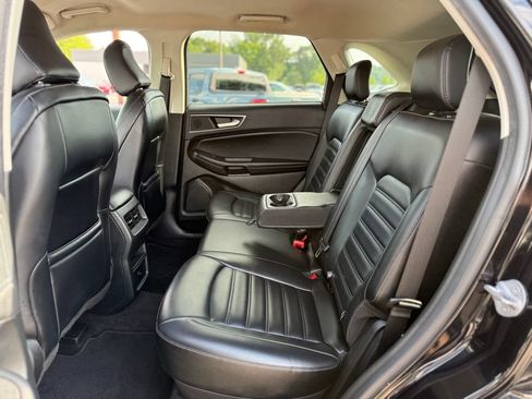 Used 2023 Ford Edge SEL AWD/4WD image 11