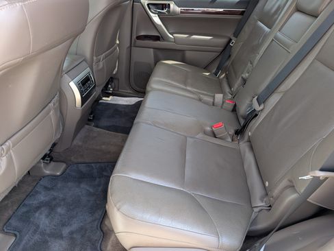 Used 2015 Lexus GX 460 w/ Premium Package AWD/4WD image 11
