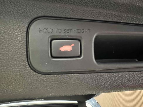 Used 2023 Honda Odyssey Sport image 11