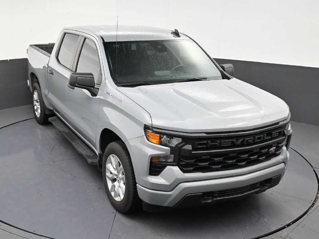 Used 2024 Chevrolet Silverado 1500 Custom RWD image 17