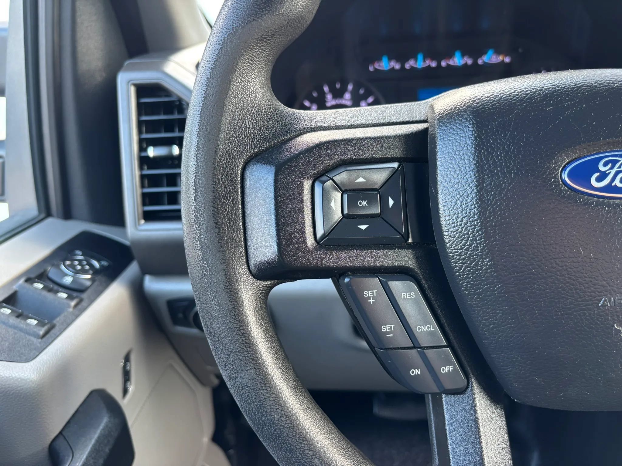 Used 2018 Ford F250 XL w/ Power Equipment Group RWD image 20