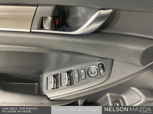 Used 2019 Honda Accord Sport image 18