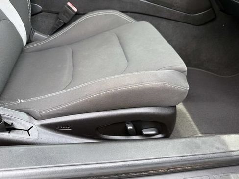 Used 2019 Chevrolet Camaro LT RWD image 14