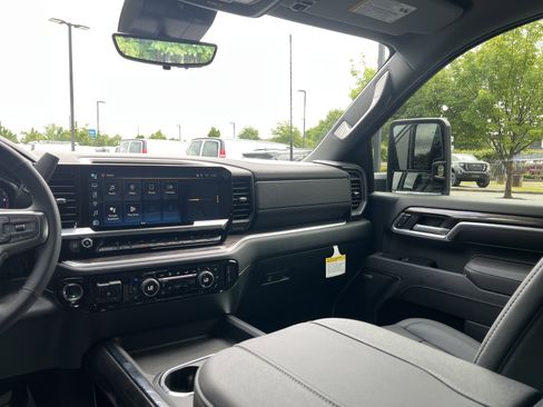 New 2026 Chevrolet Silverado 2500 LTZ w/ LTZ Premium Package AWD/4WD image 56