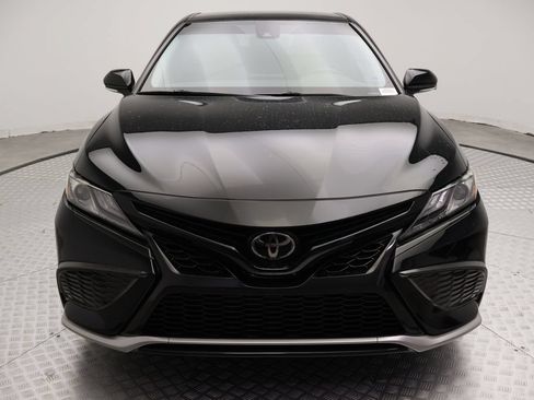 Certified 2021 Toyota Camry XSE FWD image 5