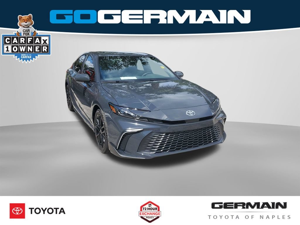 Used 2026 Toyota Camry SE FWD image 5