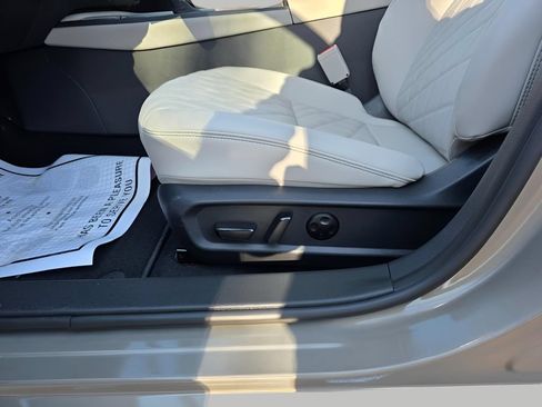 New 2026 Nissan Sentra SL w/ Floor Mat Package FWD image 17