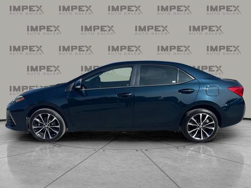 Used 2017 Toyota Corolla SE w/ Protection Package FWD image 5