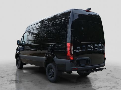 New 2026 Mercedes-Benz Sprinter 144 Cargo image 7