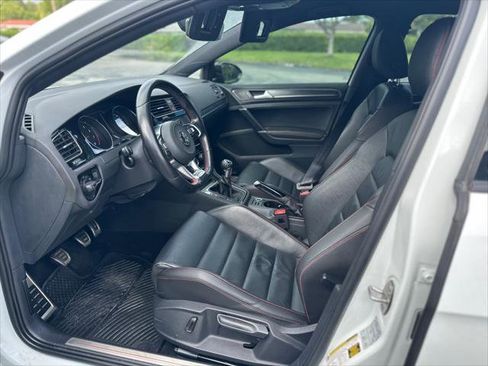 Used 2018 Volkswagen GTI SE w/ SE Leather Package FWD image 12
