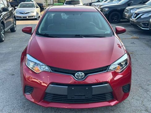 Used 2016 Toyota Corolla LE FWD image 2