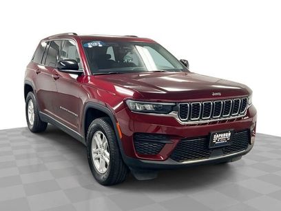 Used 2023 Jeep Grand Cherokee Laredo
