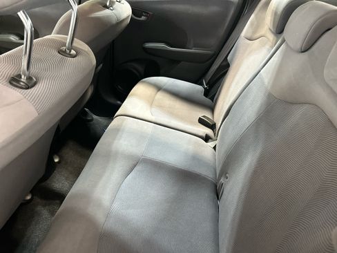 Used 2010 Honda Fit image 5