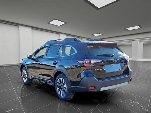 New 2025 Subaru Outback Limited image 5