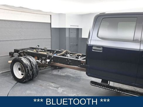 Used 2022 Ford F550 XLT image 3