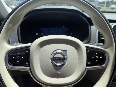 Certified 2024 Volvo XC90 B5 Plus w/ Protection Package Premier AWD/4WD image 31