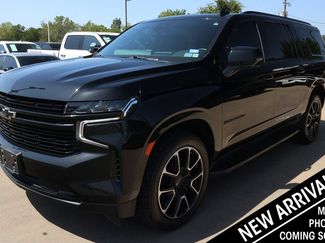 Used 2023 Chevrolet Suburban RST w/ Luxury Package AWD/4WD video 1