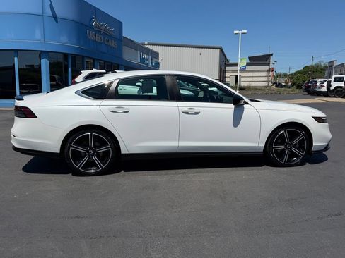 Used 2023 Honda Accord Sport image 23