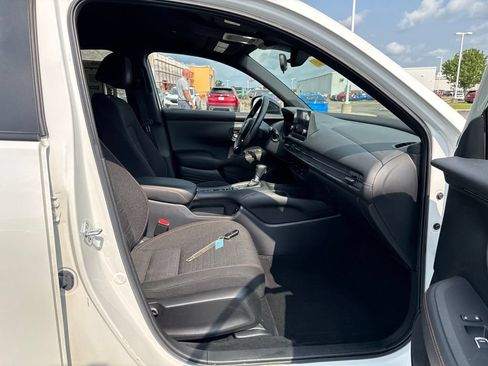 Certified 2024 Honda HR-V Sport image 39