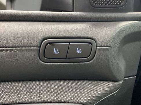 Used 2025 Hyundai Tucson Limited image 26