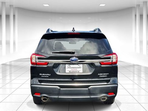 Used 2023 Subaru Ascent Touring AWD/4WD image 4