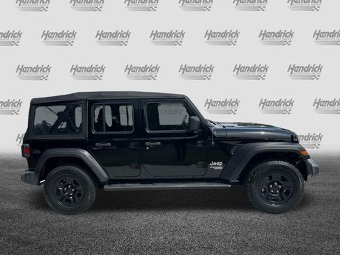 Used 2020 Jeep Wrangler Unlimited Sport AWD/4WD image 11