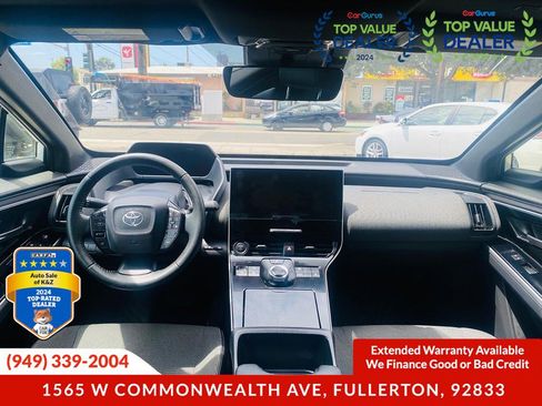 Used 2023 Toyota bZ4X XLE image 28