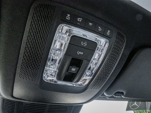 Used 2025 Mercedes-Benz GLS 450 4MATIC image 29