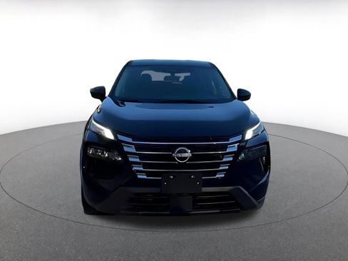 Used 2025 Nissan Rogue SV image 3