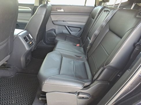 Used 2022 Volkswagen Atlas SEL AWD/4WD image 14
