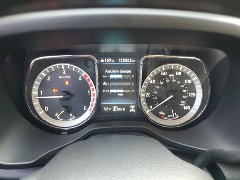 Used 2019 Nissan Titan S w/ S Utility Package image 23