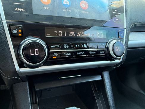 Used 2019 Subaru Outback 2.5i Premium image 22