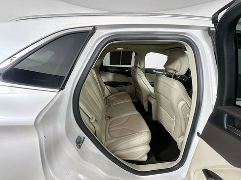 Used 2017 Lincoln MKC Reserve FWD image 27