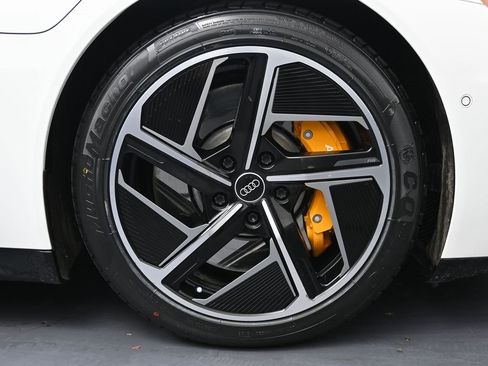 Used 2023 Audi RS e-tron GT w/ Carbon Performance Package image 12