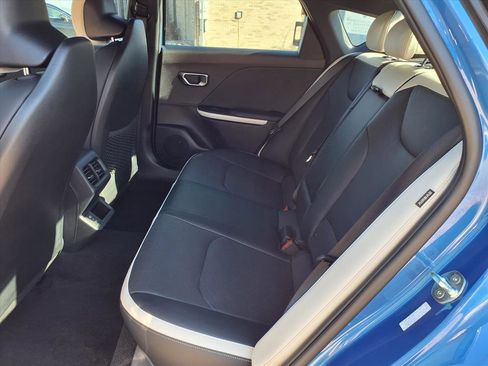 New 2025 Kia K4 GT-Line Turbo image 4