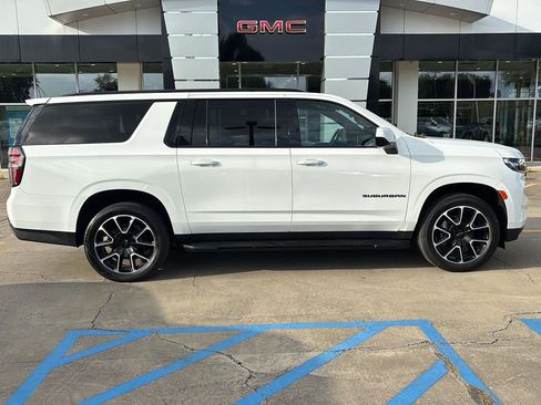 Certified 2024 Chevrolet Suburban RST image 8