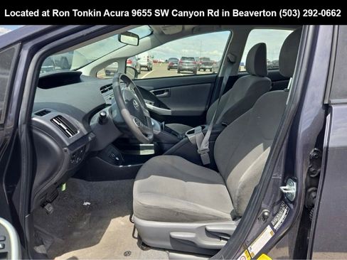 Used 2015 Toyota Prius Prime Plug-In Hybrid FWD image 9