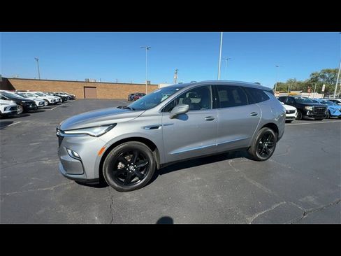 Certified 2024 Buick Enclave Essence w/ Experience Buick Package image 4