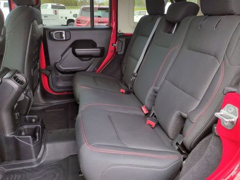 Used 2021 Jeep Wrangler Unlimited Rubicon w/ LED Lighting Group AWD/4WD image 21