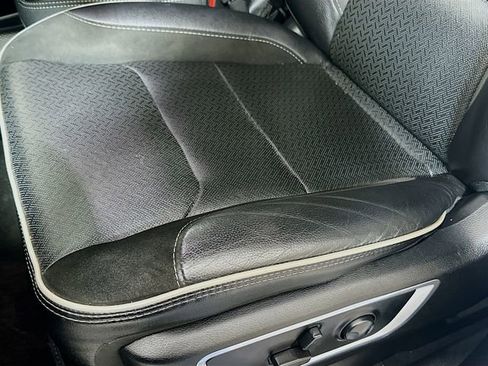 Used 2022 RAM 1500 Laramie image 18