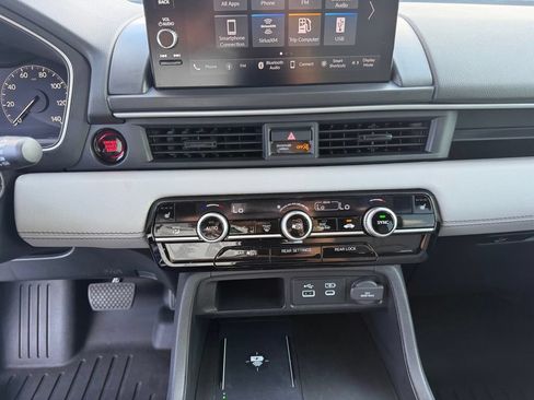 Used 2025 Honda Pilot EX-L image 21