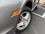 Used 2010 Porsche Cayenne image 3