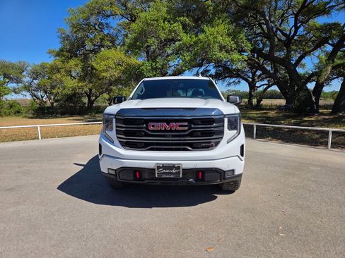 Used 2024 GMC Sierra 1500 AT4 w/ AT4 Premium Package image 2