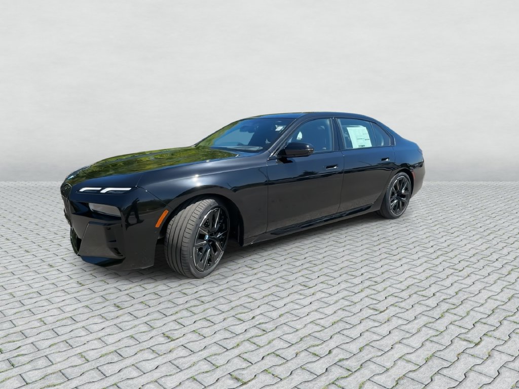 Used 2026 BMW 740i xDrive w/ Luxury Rear Seating Package AWD/4WD image 4