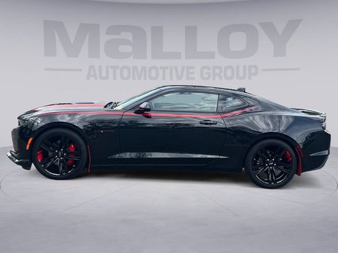 Used 2022 Chevrolet Camaro LT w/ Redline Edition RWD image 2